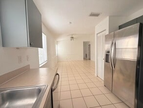 2645 Country Golf Dr in Wellington, FL - Building Photo - Building Photo