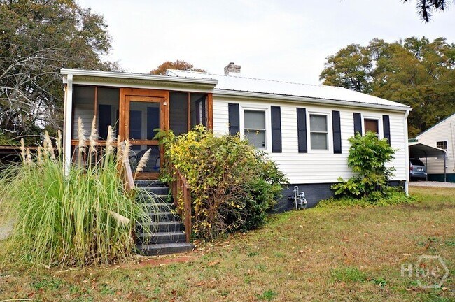 158 Gilmer St in Athens, GA - Foto de edificio - Building Photo