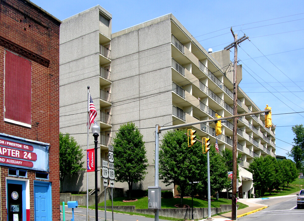 Elizabeth Cather Towers in Grafton, WV - Building Photo