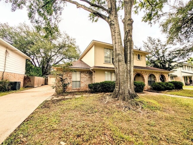 property at 14106 Locke Ln