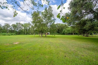 2744 W Shane St in Alvin, TX - Building Photo - Building Photo