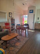 1492 Elliott Rd in Paradise, CA - Building Photo