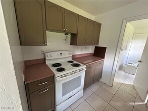 13432 First St in Ft. Myers, FL - Building Photo - Building Photo