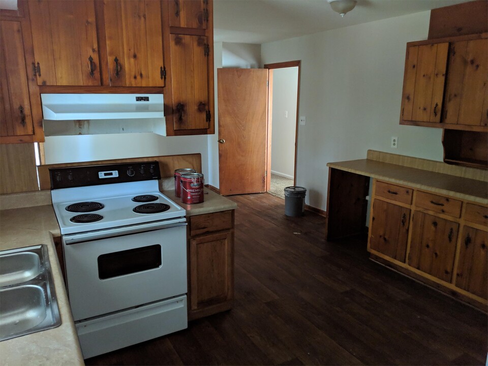 6566 Allatoona Rd in Morrow, GA - Building Photo