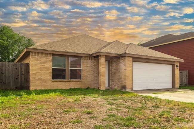 property at 2216 Llano Grande Ln