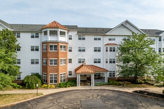 4200 Town Crossing Blvd in Uniontown, OH - Building Photo - Primary Photo