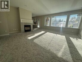 20920-20115 115 Ave in Maple Ridge, BC - Building Photo