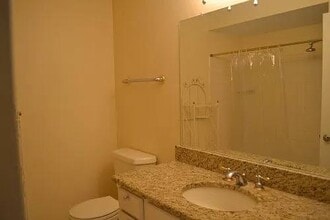 45430 Nottingham Dr in Macomb, MI - Building Photo - Building Photo