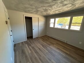 71 American Legion Hwy in Westport, MA - Building Photo - Building Photo