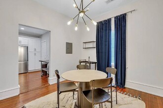 108 E Anderson St in Savannah, GA - Building Photo - Building Photo