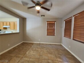 7167 Mineral Park Ave in Las Vegas, NV - Building Photo - Building Photo