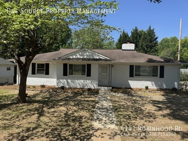 4141 Robinhood Rd in Winston-Salem, NC - Building Photo - Building Photo