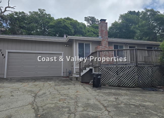 7187 Langley Ct in Salinas, CA - Building Photo - Building Photo