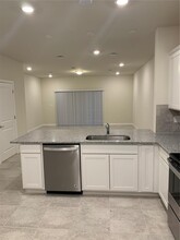 2563 Buena Vw Rd. in Kissimmee, FL - Building Photo - Building Photo