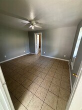 2013 Eubanks St in Houston, TX - Building Photo - Building Photo