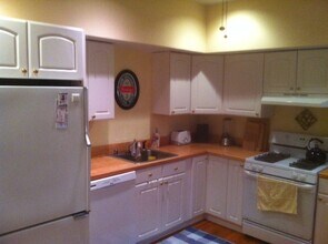 2016 E Baltimore St, Unit 2016 East Baltimore Stree in Baltimore, MD - Foto de edificio - Building Photo