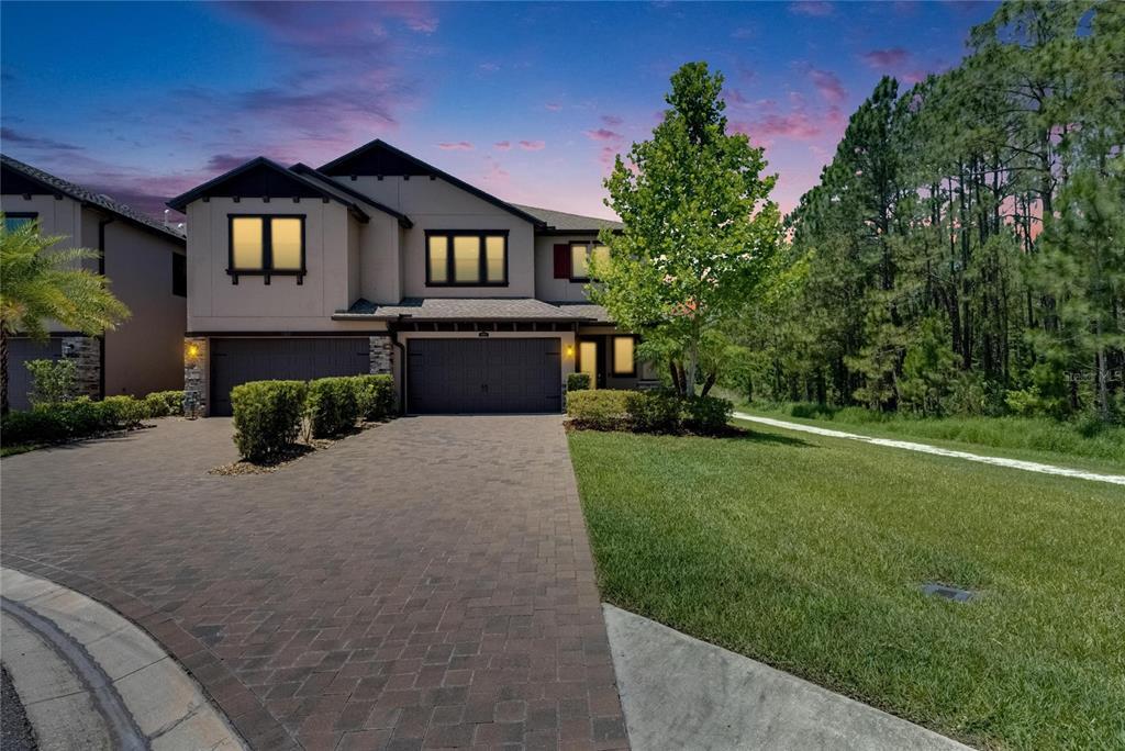 4899 Isola Ct in Wesley Chapel, FL - Building Photo