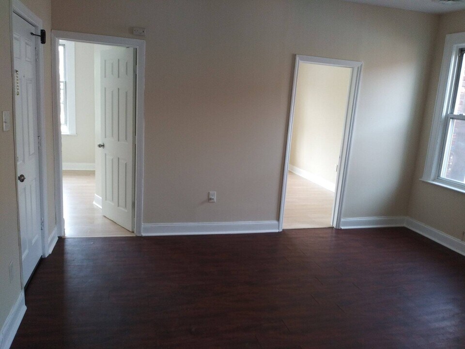 337 Lyons Ave, Unit 2L in Newark, NJ - Foto de edificio