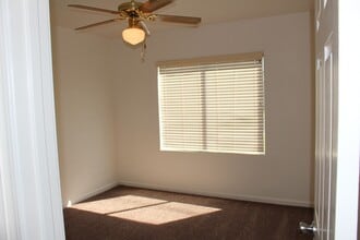 1141 South Ave in Turlock, CA - Building Photo - Building Photo