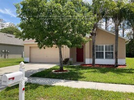 5316 Braddock Dr in Zephyrhills, FL - Building Photo
