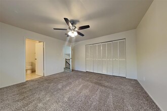 1 Basal Briar Ct in The Woodlands, TX - Building Photo - Building Photo