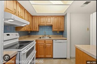 1313 Como Ave SE in Minneapolis, MN - Building Photo