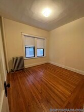 27 Park Dr in Boston, MA - Building Photo - Building Photo