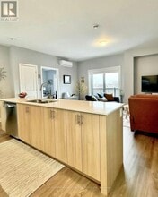 2396 Cléroux Crescent in Ottawa, ON - Building Photo - Building Photo