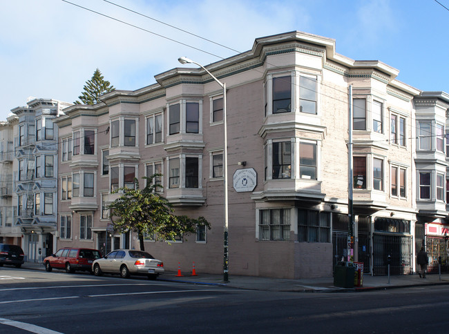 1696 Haight St in San Francisco, CA - Foto de edificio - Building Photo