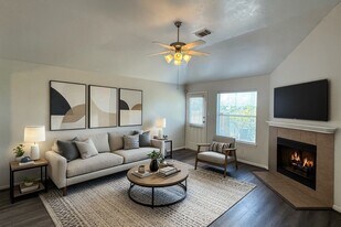 21543 Falvel Misty Dr in Spring, TX - Building Photo