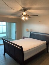 2131 Lakeview Dr in Sebring, FL - Building Photo - Building Photo