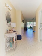 7816 Palm Aire Ln in Sarasota, FL - Building Photo - Building Photo