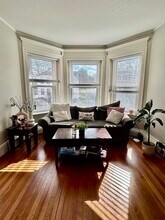805 Washington St in Brookline, MA - Building Photo - Building Photo