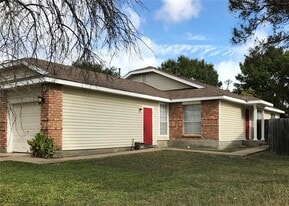 2212 Fuzz Fairway in Austin, TX - Building Photo