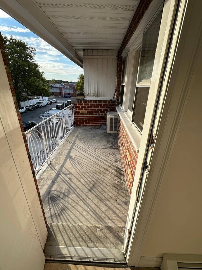 property at 1229 E 69th St