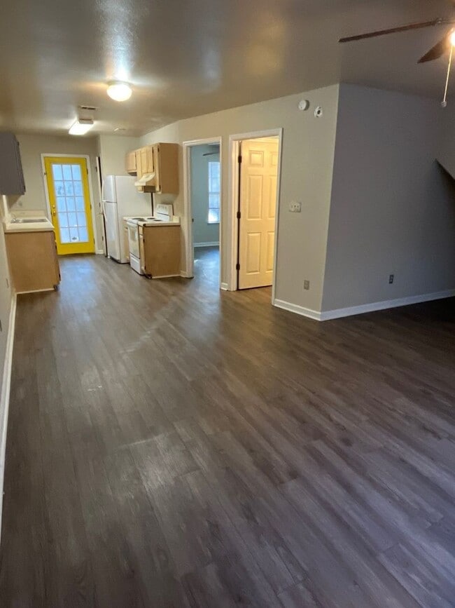 1293 Rumba Ln in Tallahassee, FL - Building Photo - Building Photo