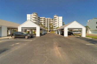 17980 Gulf Blvd in Redington Shores, FL - Building Photo - Building Photo