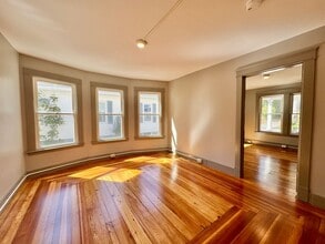 70 Angell Ave in South Portland, ME - Building Photo - Building Photo