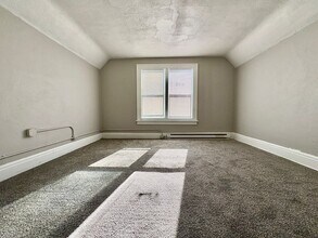 1033 Oak St in South Bend, IN - Building Photo - Building Photo