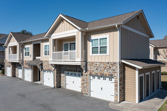 Sterling Creek in Richmond Hill, GA - Foto de edificio - Building Photo