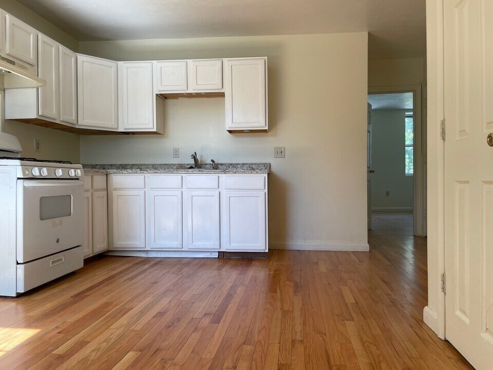 714 Shawmut Ave in Boston, MA - Building Photo