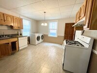 65 Roseclair St photo'