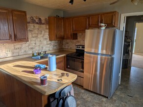 731 Cave St in Morristown, TN - Foto de edificio - Building Photo