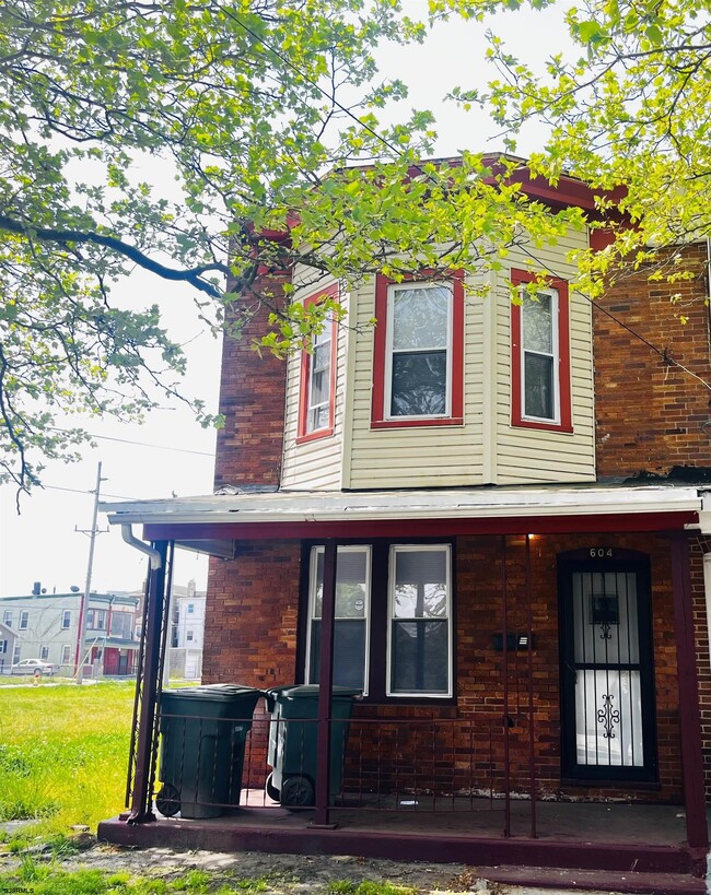 property at 604 N Indiana Ave