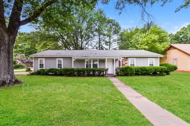 property at 6370 Kinston Park Dr