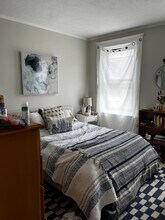 224 Hanover St, Unit 1 in Boston, MA - Foto de edificio - Building Photo