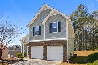 202 Oakwood Pl in Villa Rica, GA - Foto de edificio - Building Photo
