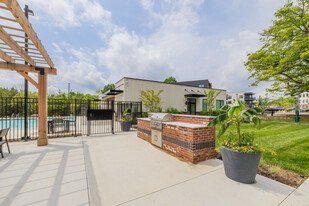 City West at Turkey Creek in Knoxville, TN - Building Photo - Building Photo