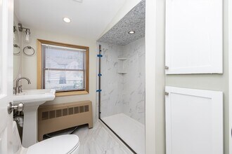 48 Shannon St, Unit 2 in Boston, MA - Foto de edificio - Building Photo