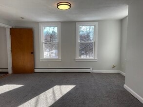 25 Pine St in Westford, MA - Building Photo - Building Photo